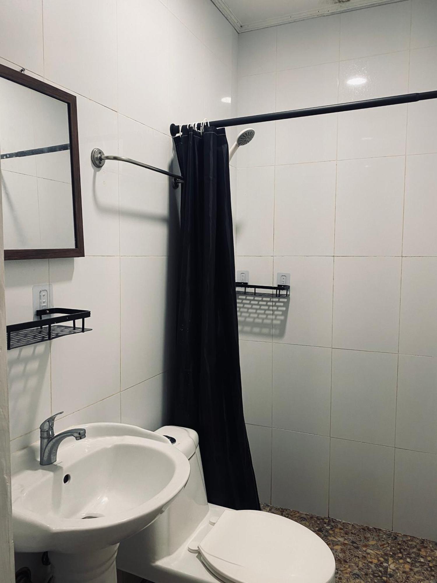 Lakayo Hillside Apartelle Сан Хуан Екстериор снимка